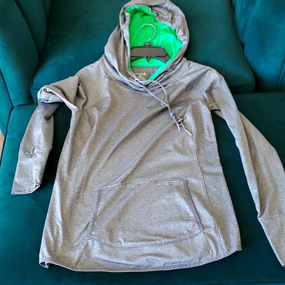Like New Exertek long sleeve running shirt